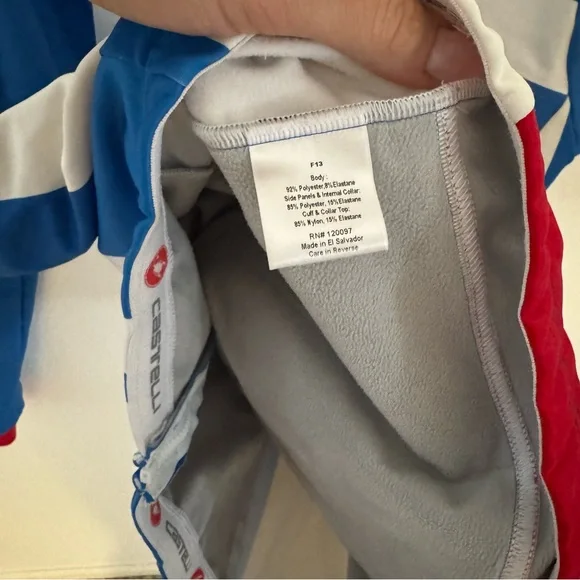 Castelli Blue and White Insulated Cycling Jacket - Picture 10 of 10
